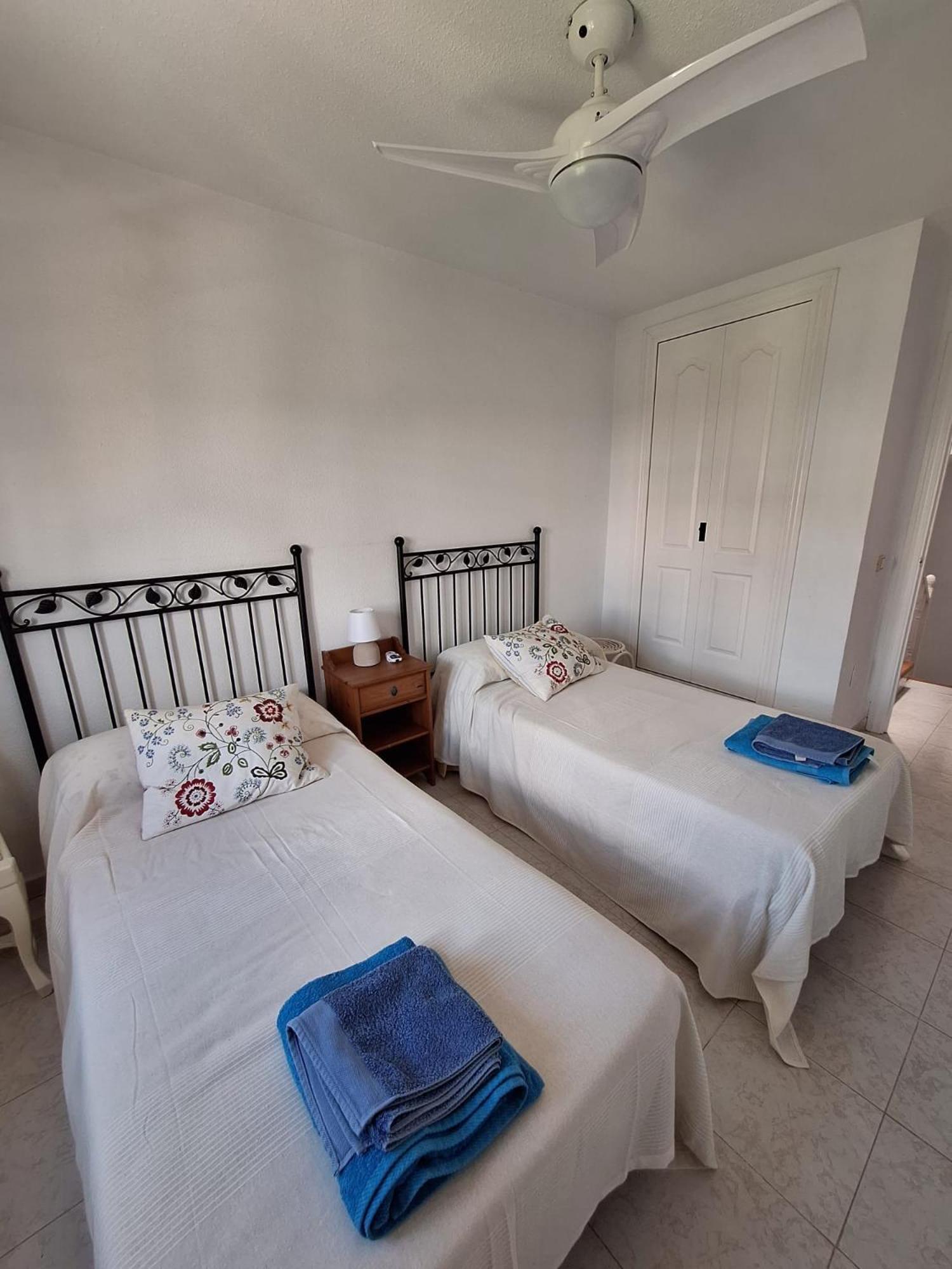 Casa Adosada Marina Playa Y Golf San Luis de Sabinillas Eksteriør bilde