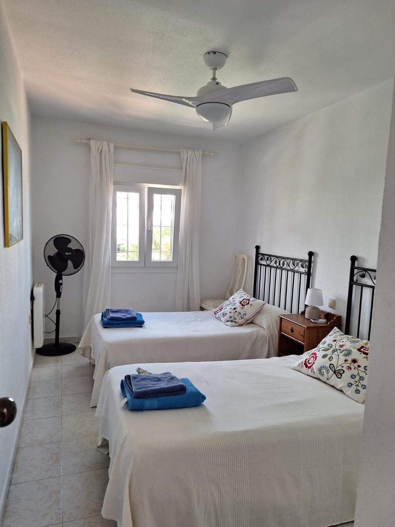 Casa Adosada Marina Playa Y Golf San Luis de Sabinillas Eksteriør bilde